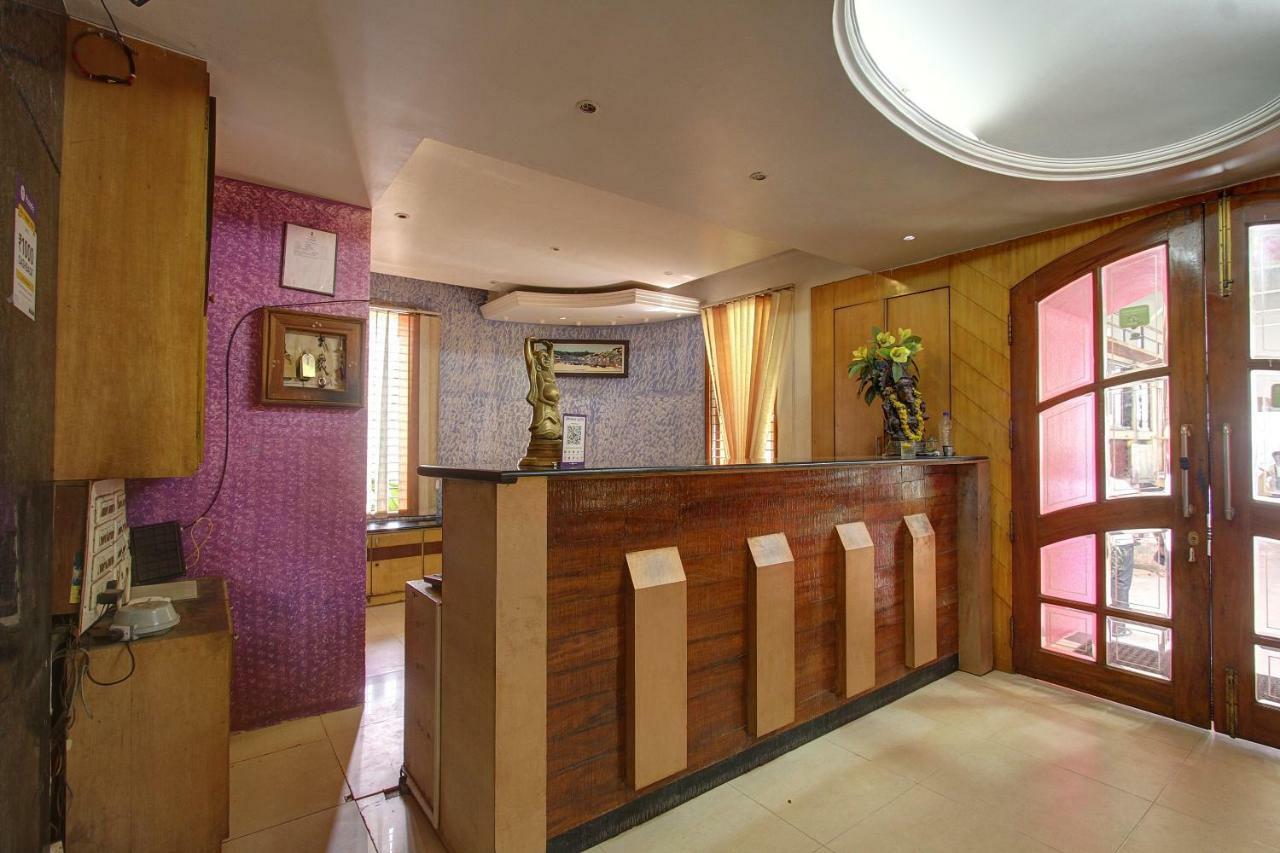Hotel Rajsangam International Badami Buitenkant foto